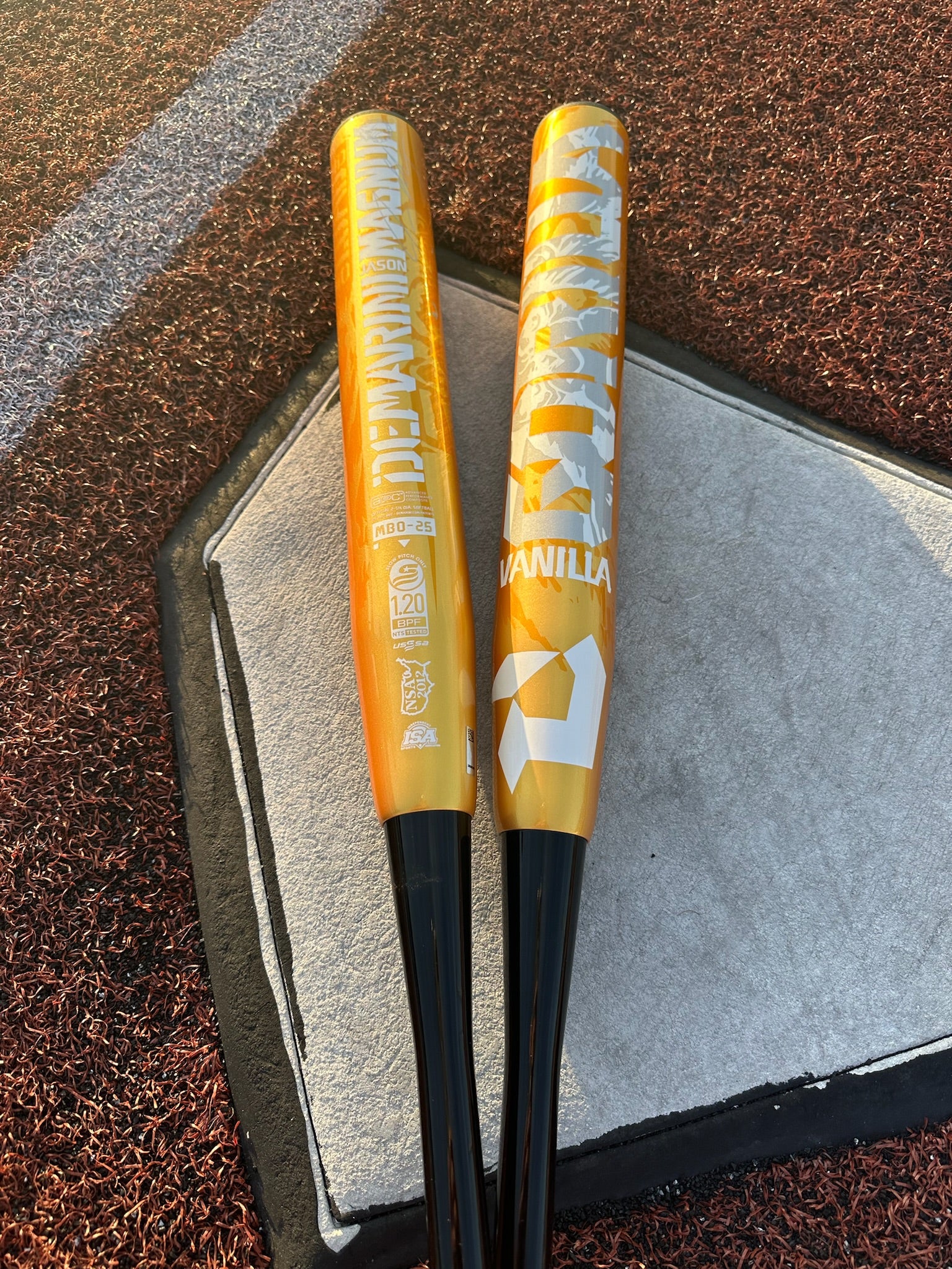 2025 DeMarini Jason Magnum Nautalai Gold Vanilla Gorilla 12.5