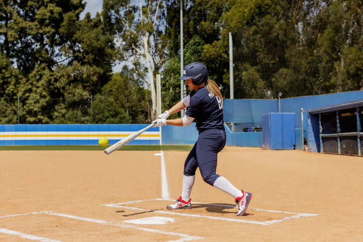 2025 Easton Ghost Unlimited (-9) Fastpitch Softball Bat: EFP5GHUL9