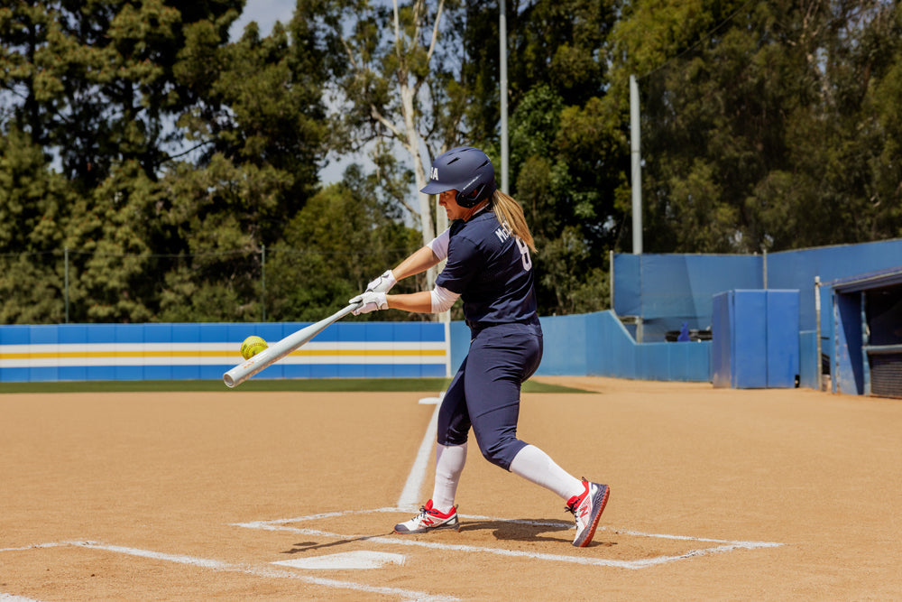 2025 Easton Ghost Unlimited (-9) Fastpitch Softball Bat: EFP5GHUL9