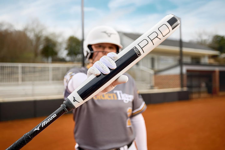 2025 Mizuno CRBN Pro (-10) Fastpitch Softball Bat: 340665