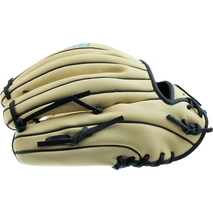 Marucci Oxbow 43A2 11.5" Baseball Glove: MFG3OX43A2