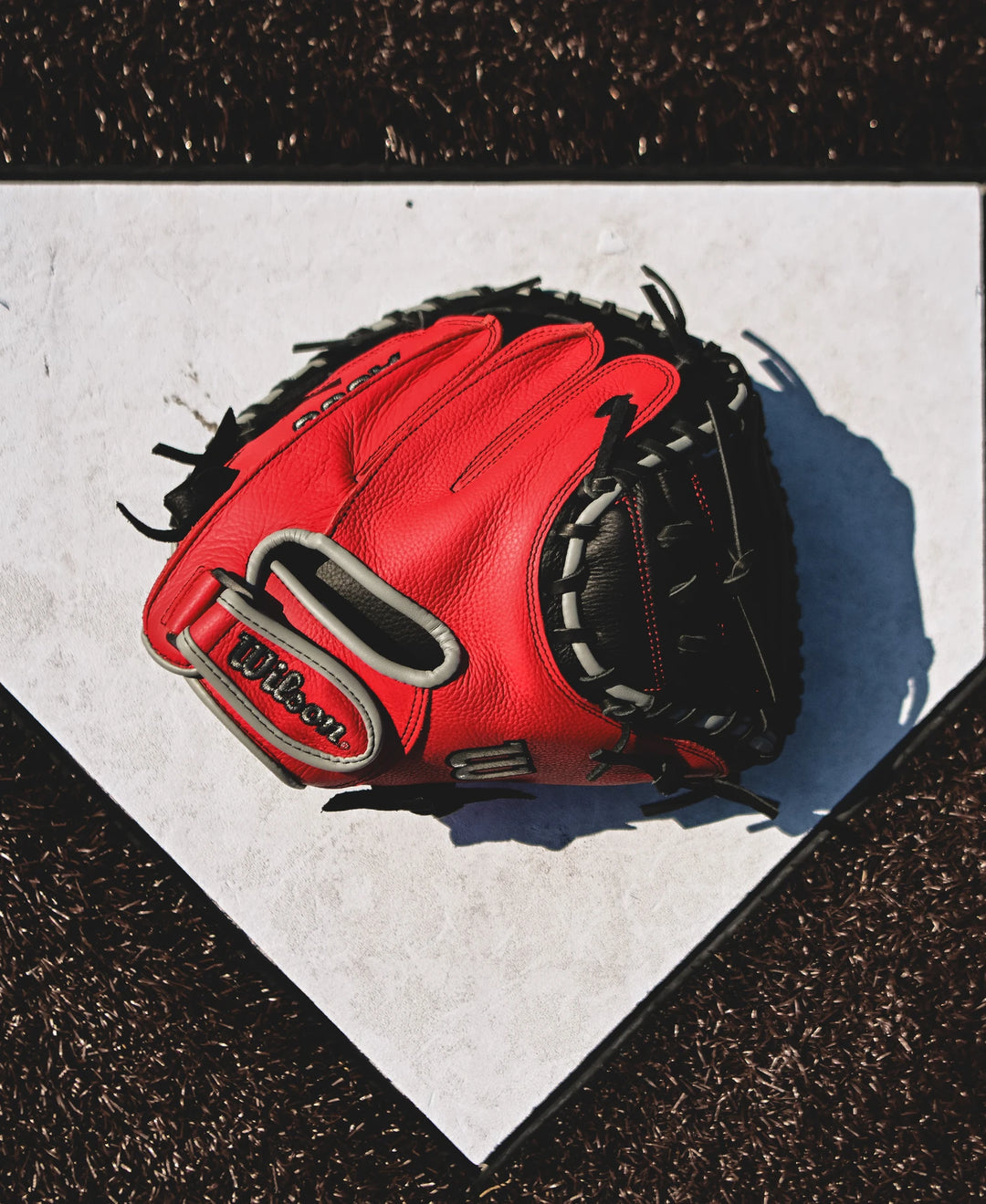 Wilson A500 32" Baseball Catcher's Mitt: WBW10254632