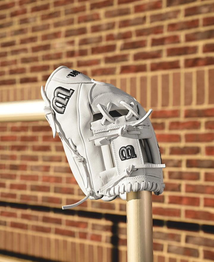 Wilson A1000 H12 12" Fastpitch Glove: WBW10259012